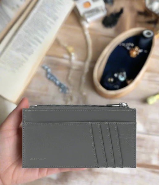 Sustainable Vegan Zip Top Card Case,Matt & Nat - Shopidpearl