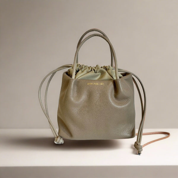 Sole Bucket Bag - idPearl
