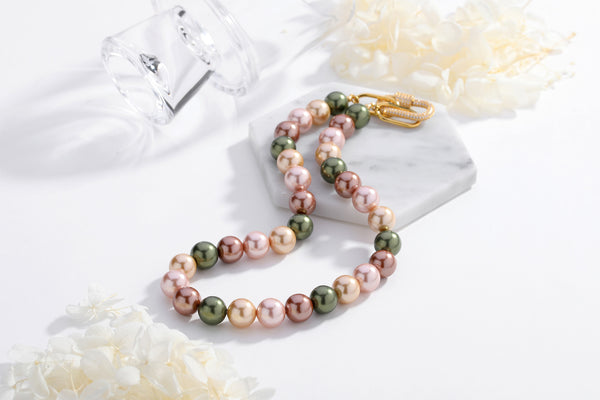 Classicharms Gold Shell Pearl Necklace with Gem-Encrusted  Carabiner Lock - shop idPearl