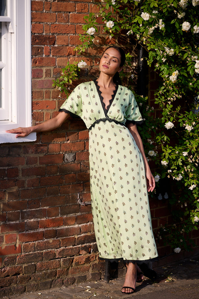 Floral Lace Pear Green Maxi V Neck Cleo Dress | Neve & Noor | idPearl Pear Green / Small Floral Lace Pear Green Maxi V Neck Cleo Dress | Neve & Noor | idPearl Pear Green / Small