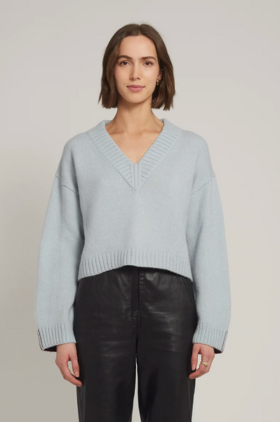 Lora Colorblock Crop Vneck Sweater Blue Merlot