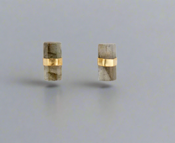 Layne Pillar Labradorite Stud Earrings