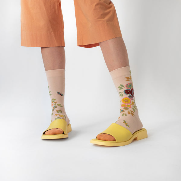 Peony Rosebud Socks - shopidPearl