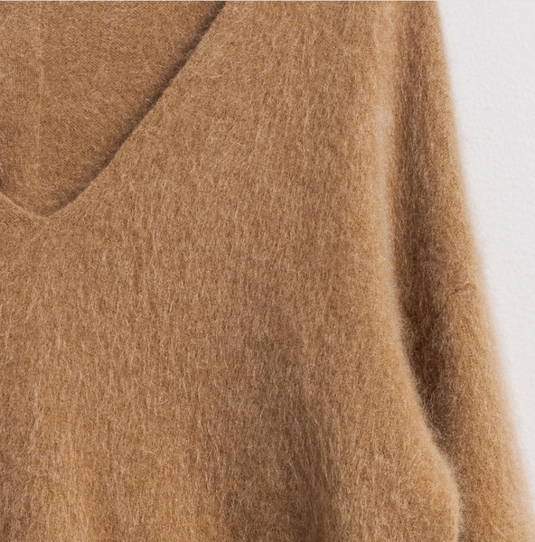Vneck Pullover 100% Cashmere Sweater Camel