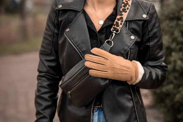 Suede Gloves with Wool Fur Trim