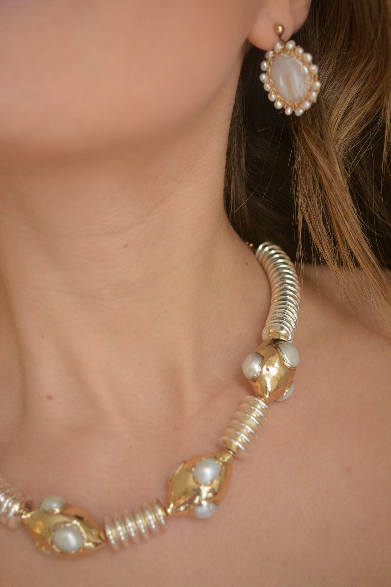 Ceto 18K Gold Hematite and Mother of Pearl Necklace - idPearl